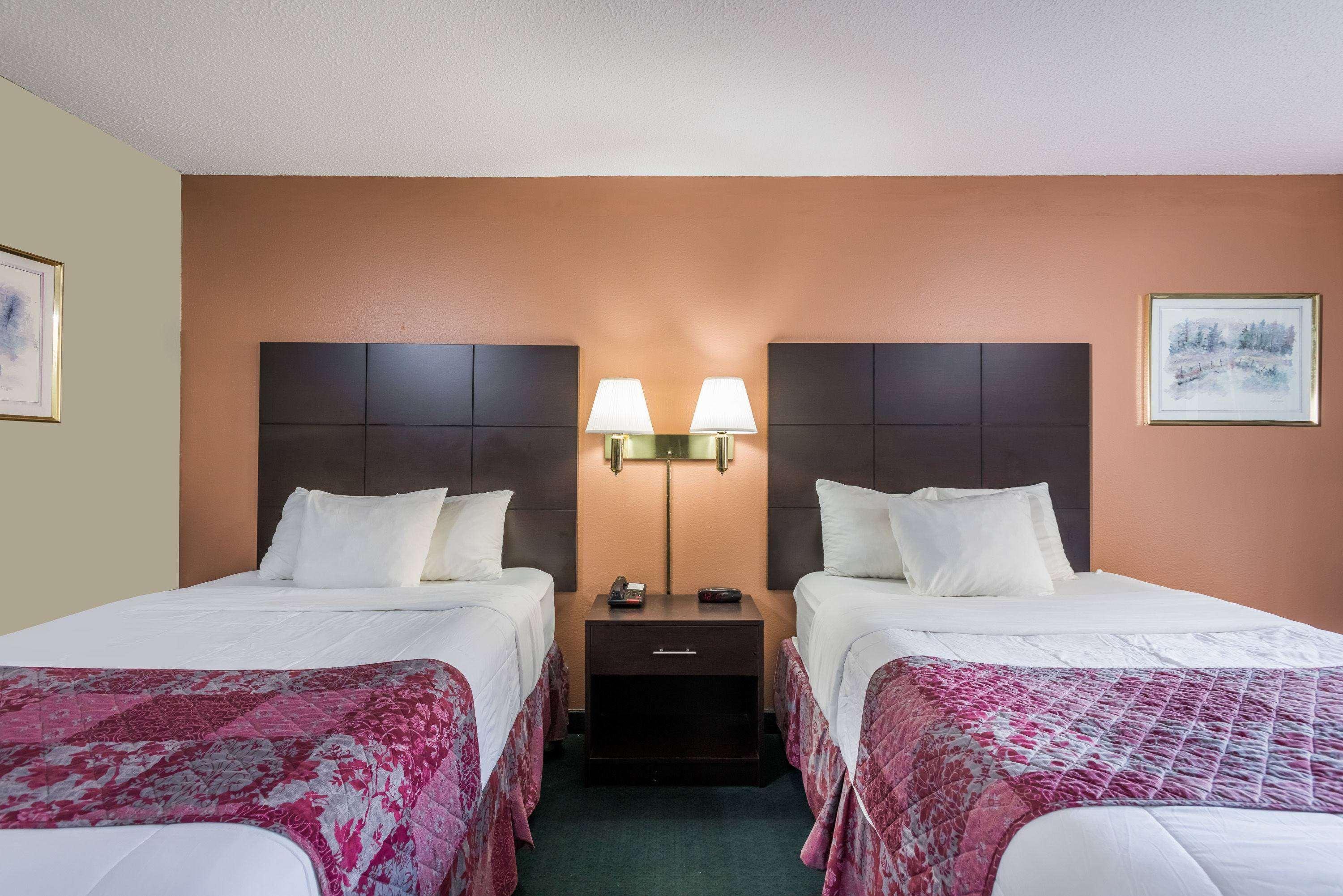 Days Inn By Wyndham Jellico - Tennessee State Line Eksteriør billede