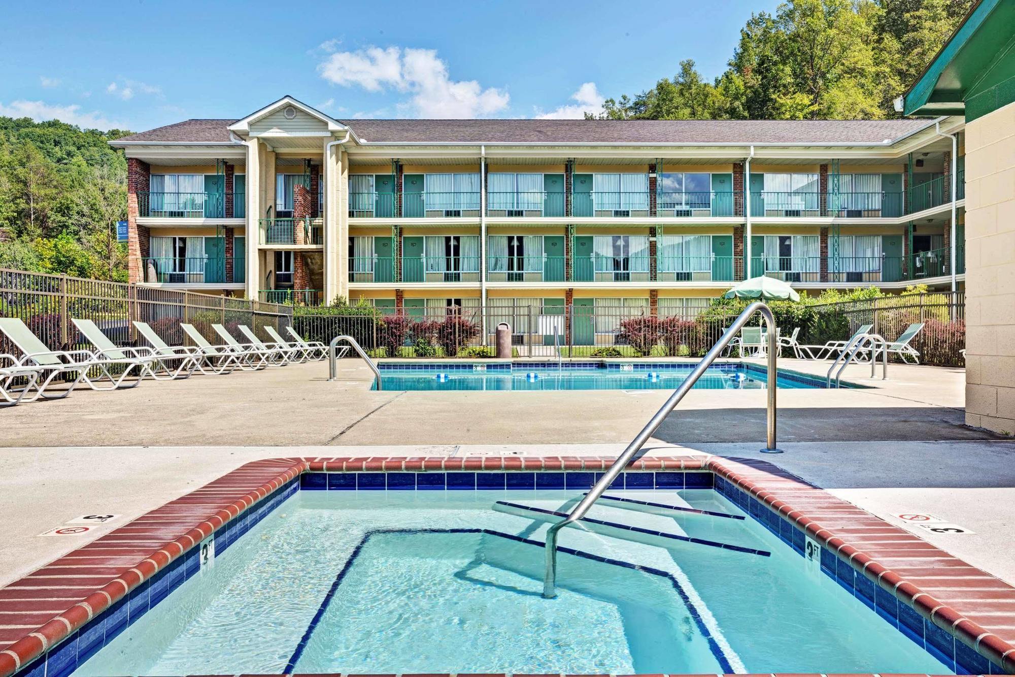 Days Inn By Wyndham Jellico - Tennessee State Line Eksteriør billede